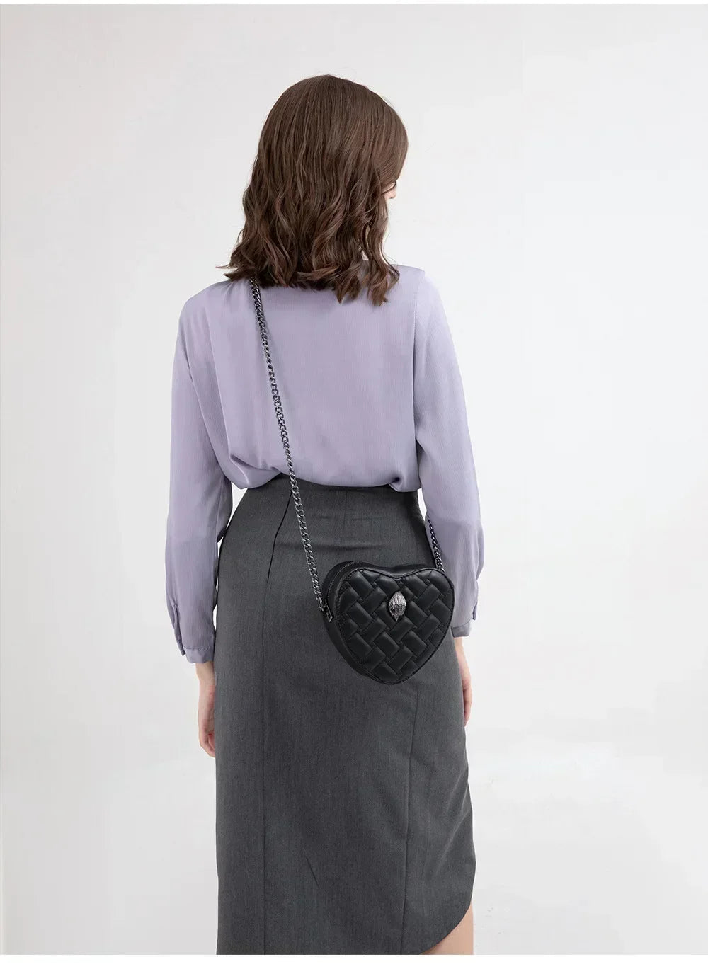 2024 Women's Heart-Shaped Herringbone Crossbody Bag with Eagle and Bird Head Shoulder Bag Chain Purse