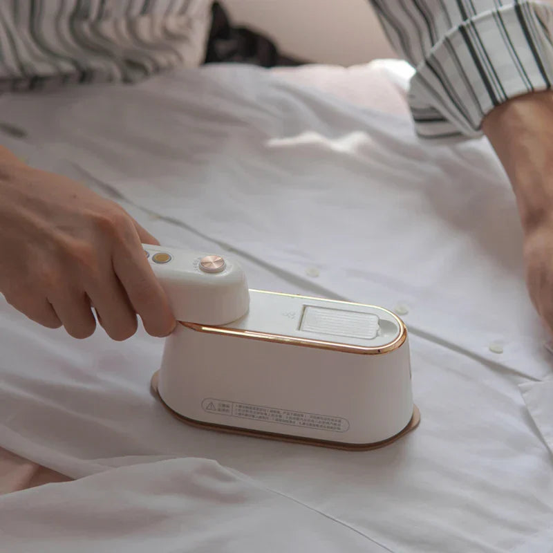 New Hanging Ironing Machine Handheld 1000W Home Small Steam Iron Portable Dry Wet Double Ironing 6 Holes For Steam