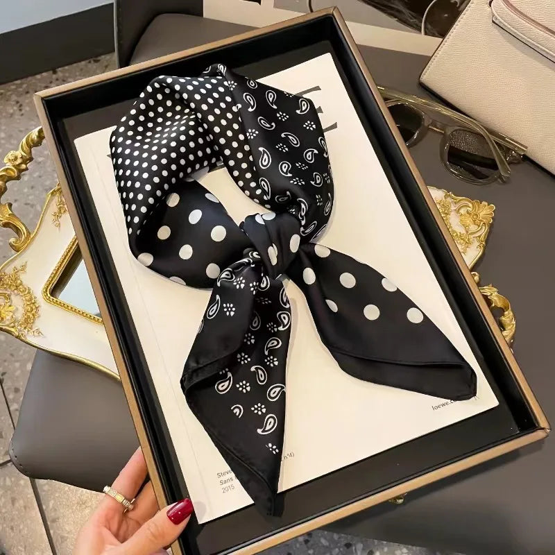 Luxury Women's Soft Satin Hair Scarves Fashion Square Printed Headscarf 70cm Professional Accessories Designer Scarf Headband