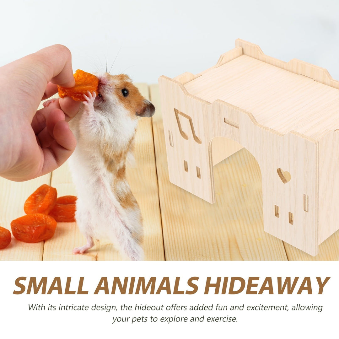 FOMIYES Wooden Hamster Habitat Guinea Pig Hideout Mouse Hamster Hideaway House