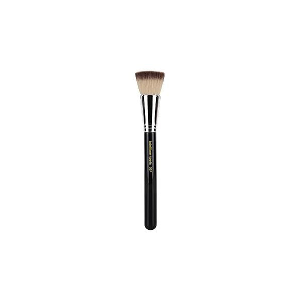 Bdellium Tools Professional Makeup Brush - Maestro Series 957 Precision Kabuki With Soft Synthetic Fibers, For Versatile Application (Black, 1pc)