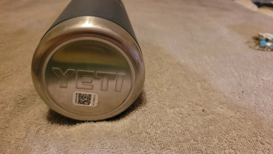 Yeti, Built for the Wild, 36 oz Tumbler, Cold Bottle (adec) - Excellent!!!