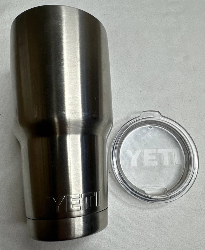 Yeti Rambler 30 oz. Stainless Steel Tumbler Travel Mug with Lid