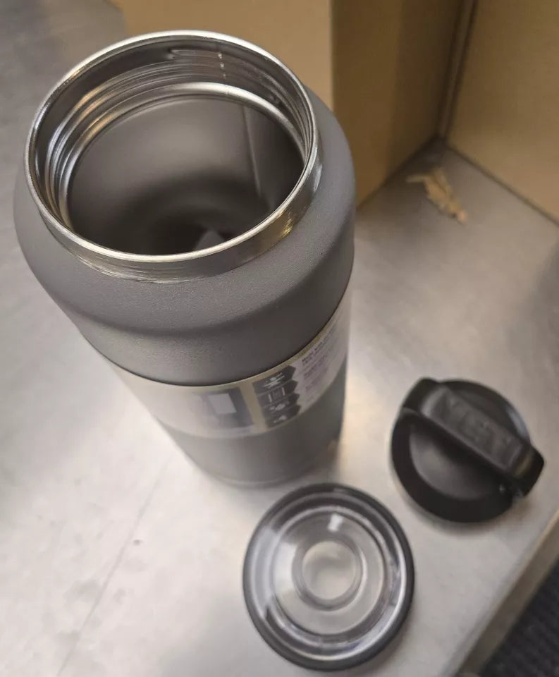 Yeti Rambler 36 oz Stainless Bottle Maximum Insulation W- Chug Cap GRAY