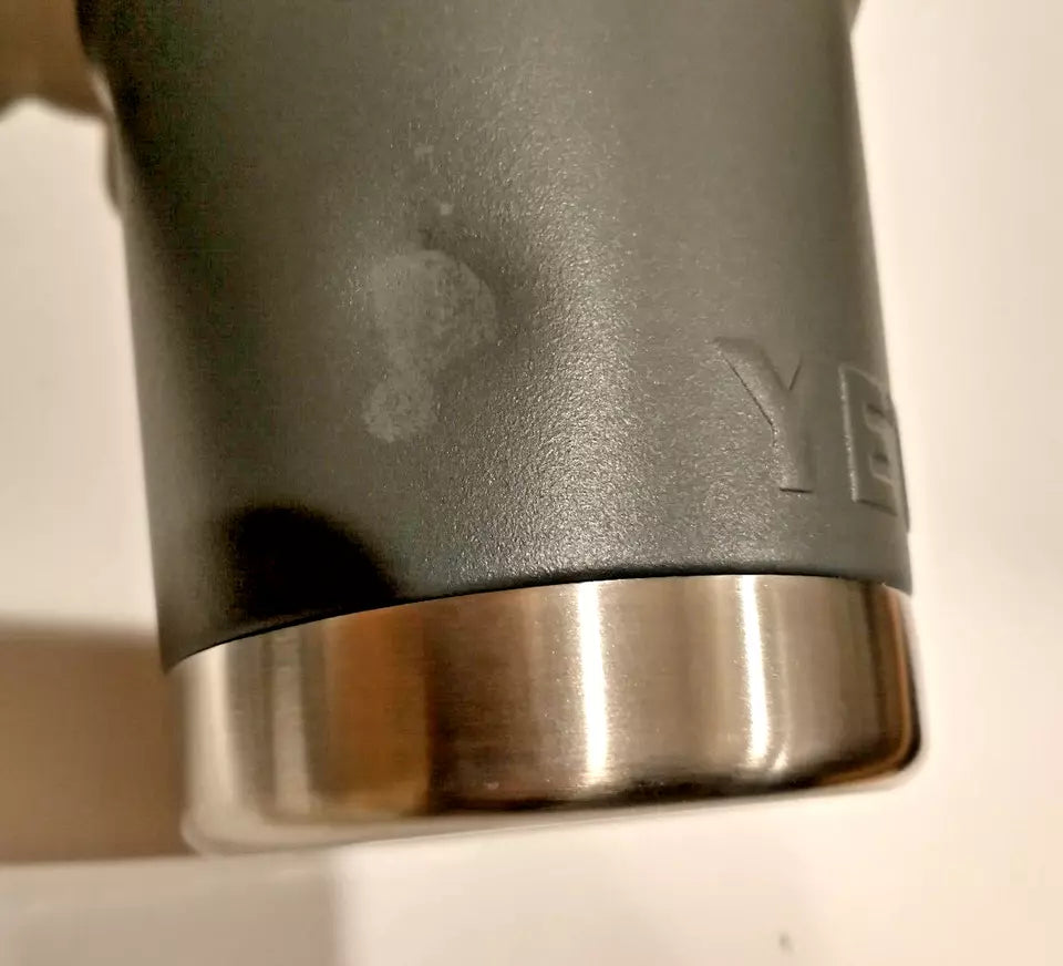 YETI Rambler 25oz Charcoal Mug, Straw Lid, Stainless Steel, Insulated, New Other